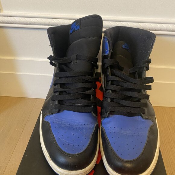 Air Jordan 1 Retro High OG Royal 2013 - Size 12 - Picture 3 of 8